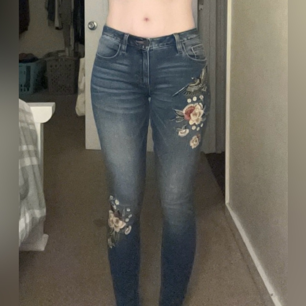 Miss Me Skinny Jeans size 26